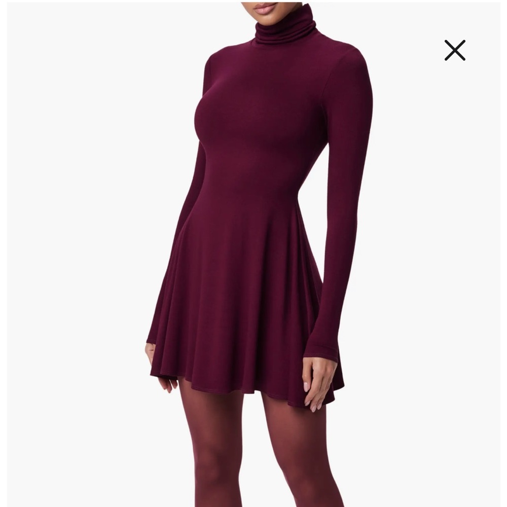 Turtleneck long sleeve Burgundy Dress sz small